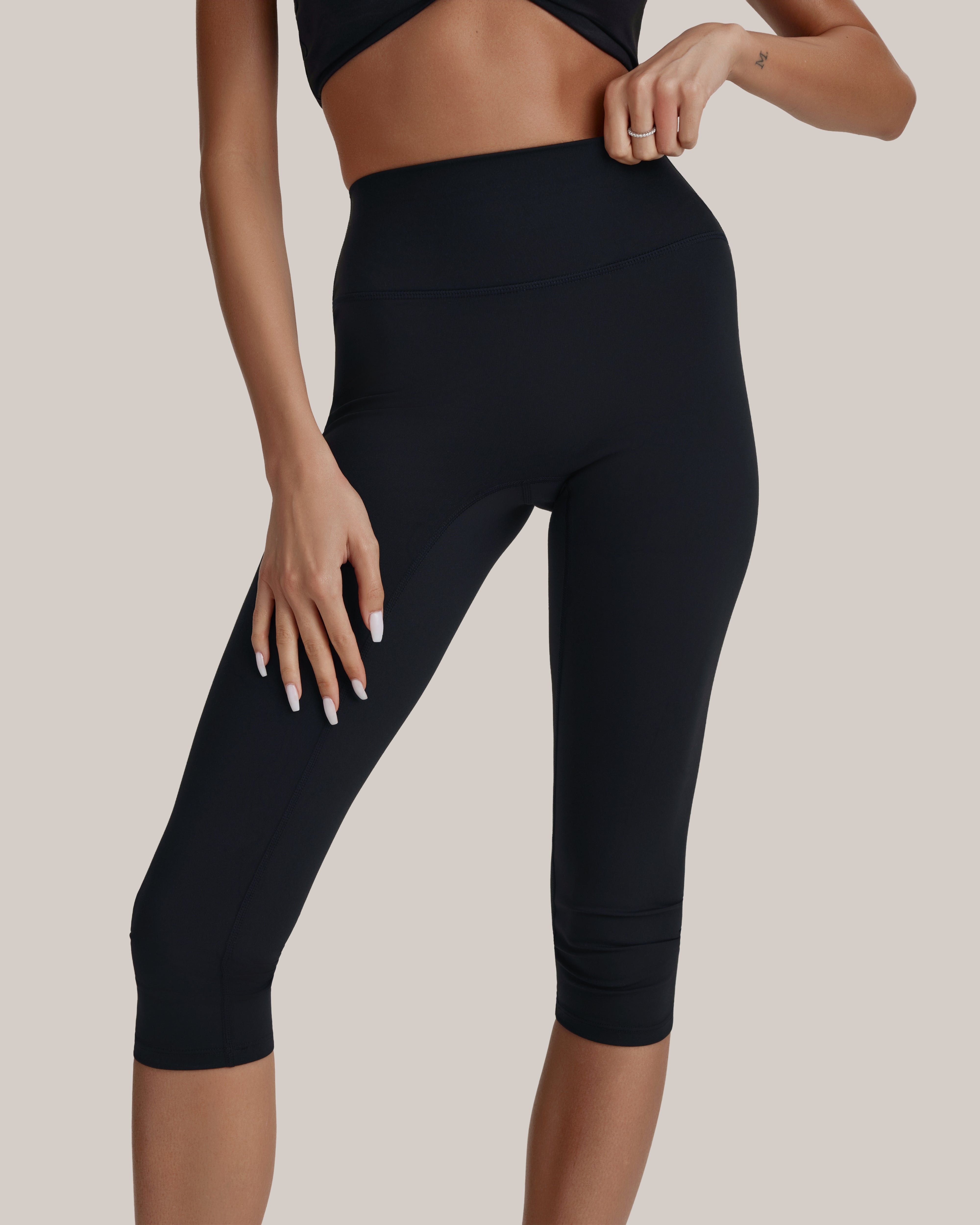 Vita Capri — Black